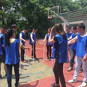 團隊戶外拓展訓練活動